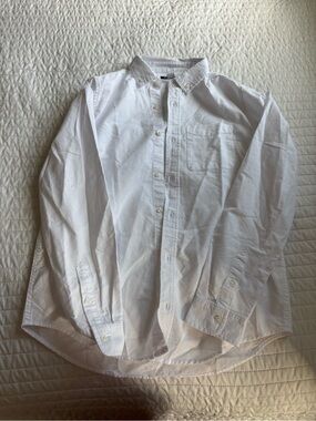 Place Men's White Button-Down Dress Shirt